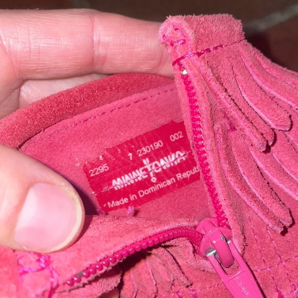 Double Fringed Pink Moccasin‎ Boots 7